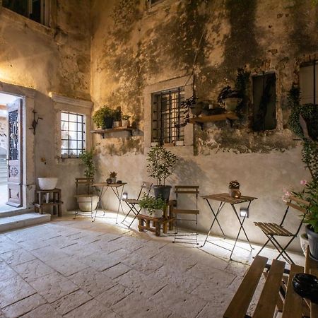 فندق History House Moja Ti 1830 In Old Town Senj سينج المظهر الخارجي الصورة