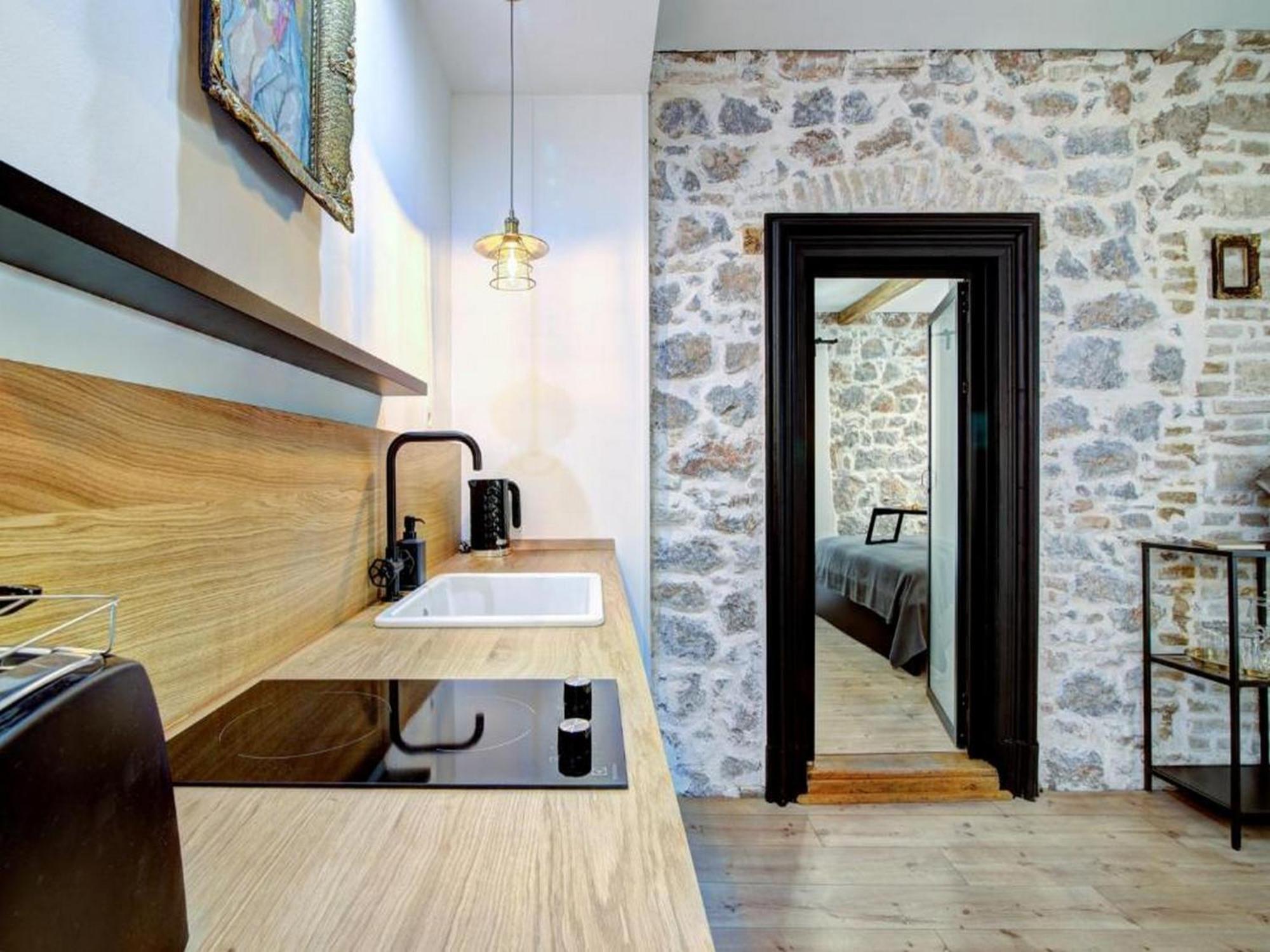 فندق History House Moja Ti 1830 In Old Town Senj سينج الغرفة الصورة