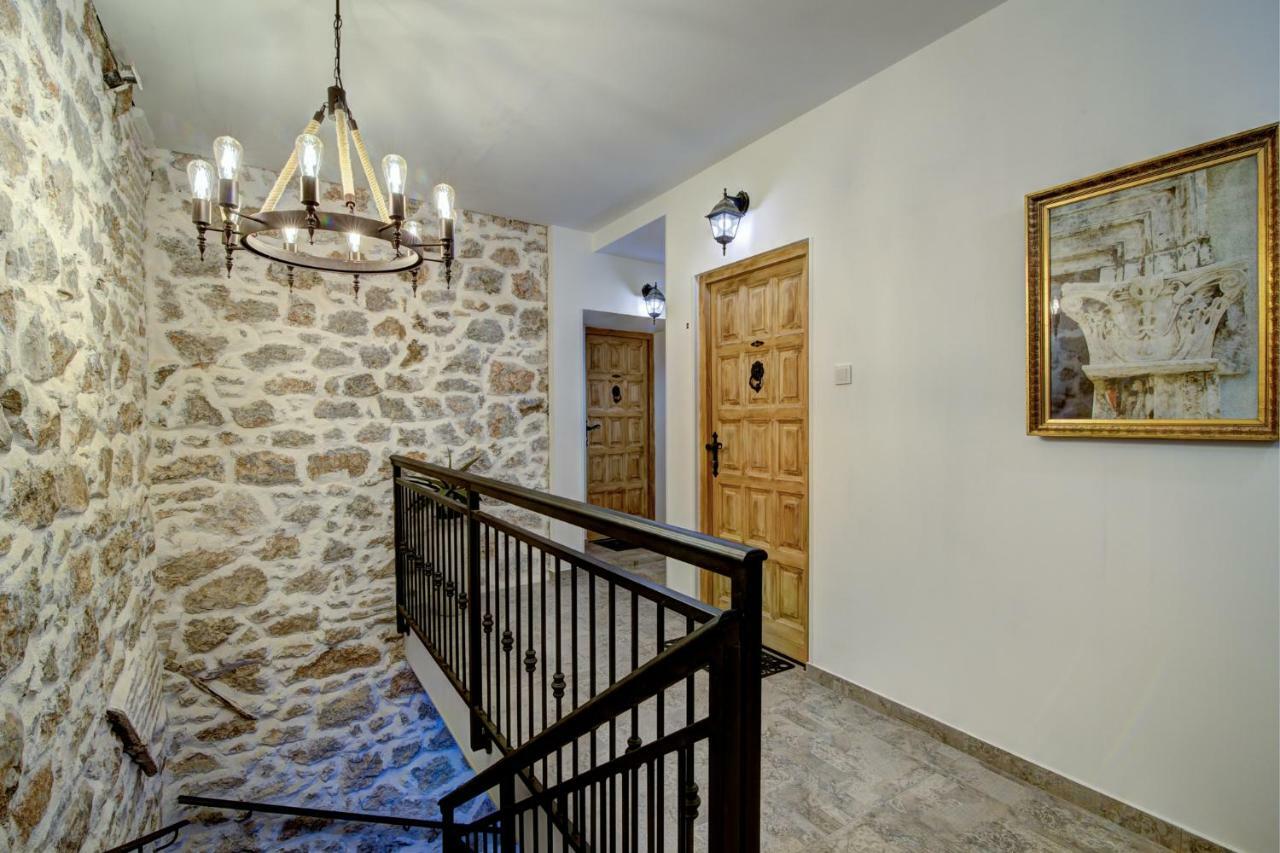 فندق History House Moja Ti 1830 In Old Town Senj سينج المظهر الخارجي الصورة