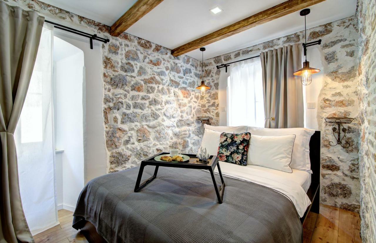 فندق History House Moja Ti 1830 In Old Town Senj سينج المظهر الخارجي الصورة